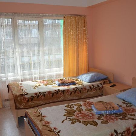 Hotel Kezdesu Ałma Ata Zewnętrze zdjęcie