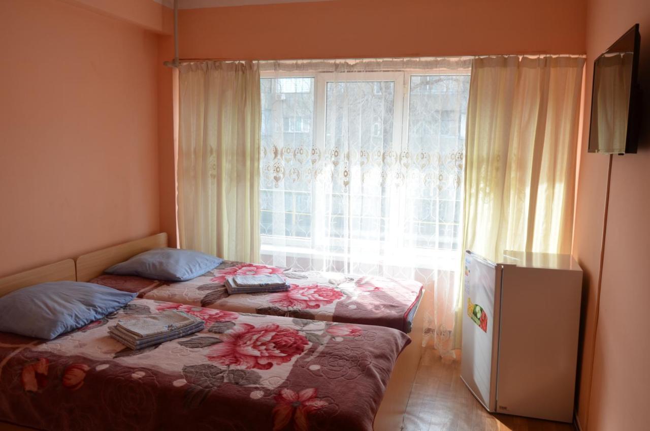 Hotel Kezdesu Ałma Ata Zewnętrze zdjęcie