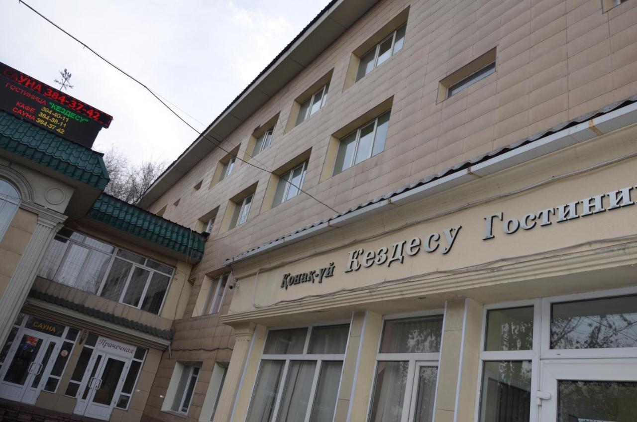 Hotel Kezdesu Ałma Ata Zewnętrze zdjęcie